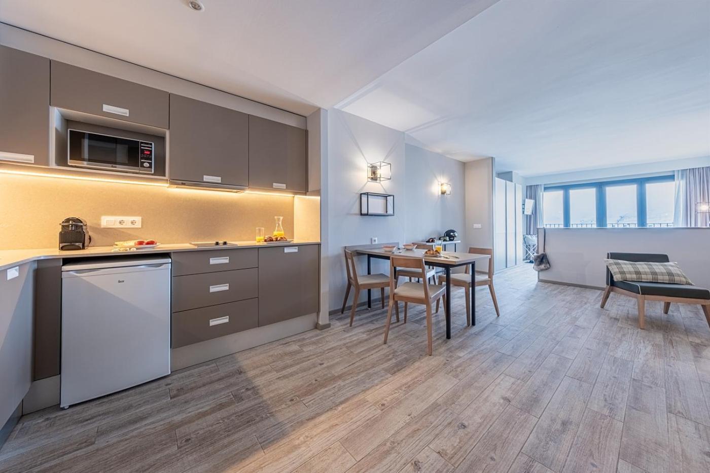 Apartamentos Caribou باس دي لا كاسا المظهر الخارجي الصورة